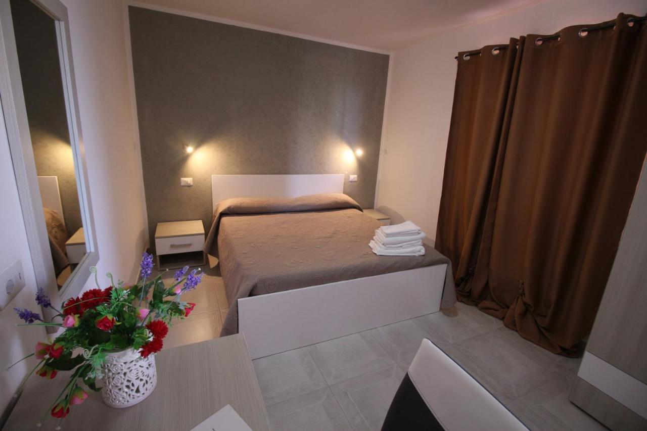 Chiaro Di Luna Appartement Santa Domenica  Buitenkant foto