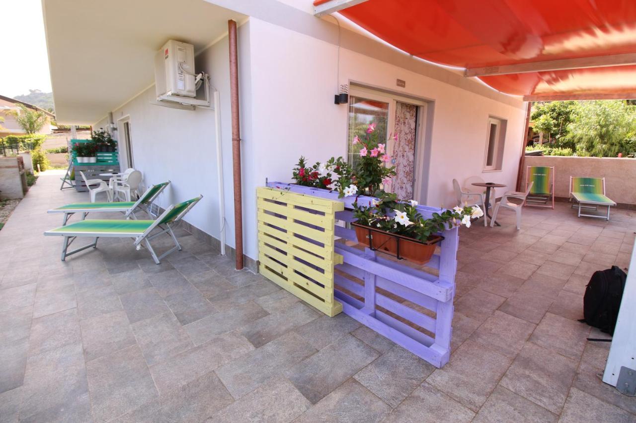 Chiaro Di Luna Appartement Santa Domenica  Buitenkant foto